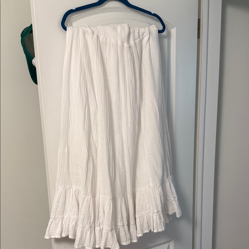 American Eagle Outfitters White A-Line Skirt